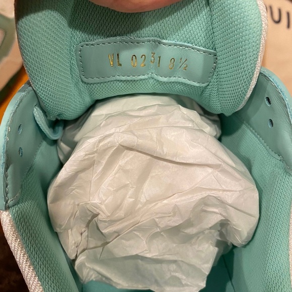 Louis Vuitton Trainer Mint Green / White LV 8.5 Brand new - Picture 9 of 9